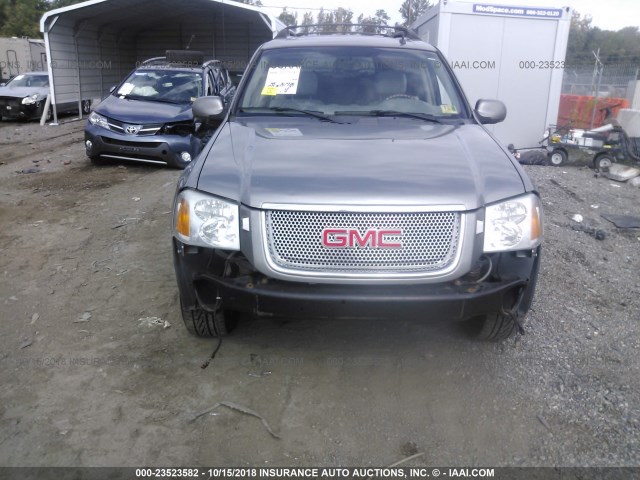 1GKET66M566110093 - 2006 GMC ENVOY DENALI XL GRAY photo 6