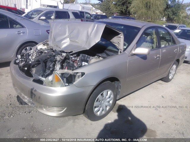 4T1BE30K85U598816 - 2005 TOYOTA CAMRY LE/XLE/SE BEIGE photo 2