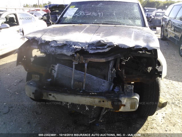 1J4GS48K25C526085 - 2005 JEEP GRAND CHEROKEE LAREDO/COLUMBIA/FREEDOM 白色 照片 6