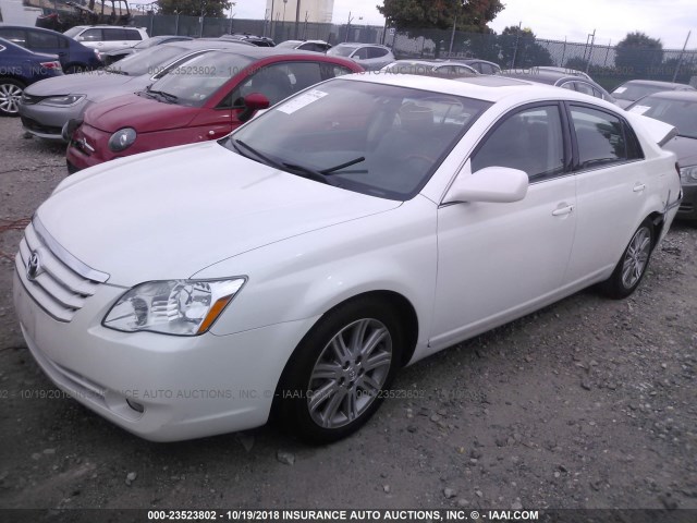 4T1BK36B97U234312 - 2007 TOYOTA AVALON XL/XLS/TOURING/LIMITED WHITE photo 2