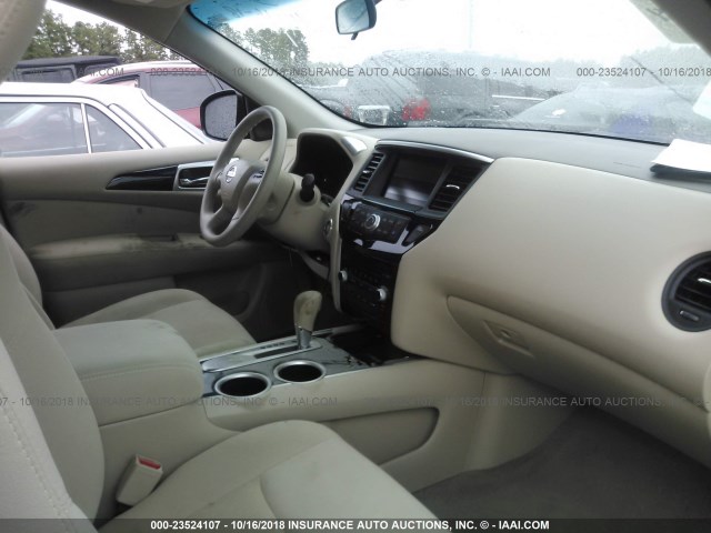 5N1AR2MN8FC668031 - 2015 NISSAN PATHFINDER S/SV/SL/PLATINUM GRAY photo 5