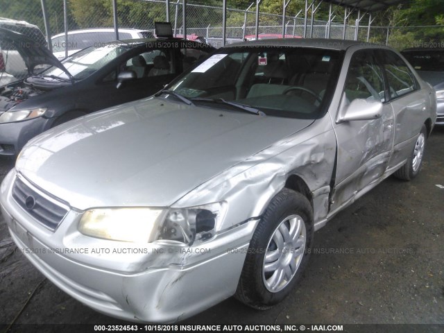 4T1BG22K61U048879 - 2001 TOYOTA CAMRY CE/LE/XLE 银色 照片 2