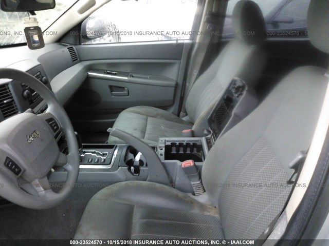 1J4GR48K66C289632 - 2006 JEEP GRAND CHEROKEE LAREDO/COLUMBIA/FREEDOM 银色 照片 5