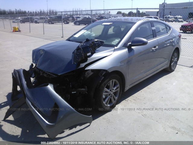 5NPD84LF4JH357008 - 2018 HYUNDAI ELANTRA SEL/VALUE/LIMITED GRAY photo 2