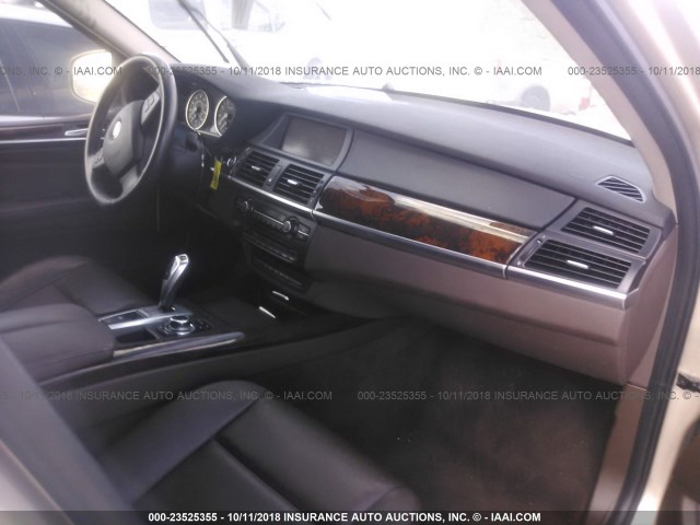 5UXZV4C59D0B04016 - 2013 BMW X5 XDRIVE35I TAN photo 5