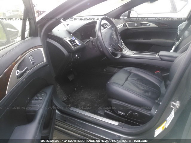 3LN6L5E9XHR642433 - 2017 LINCOLN MKZ RESERVE ნაცრისფერი ფოტო 5
