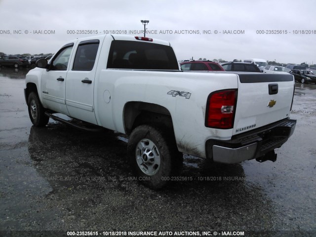 1GC1KXCG6DF236008 - 2013 CHEVROLET SILVERADO K2500 HEAVY DUTY LT WHITE photo 3