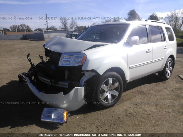 5FNYF4H9XFB037644 - 2015 HONDA PILOT TOURING WHITE photo 2