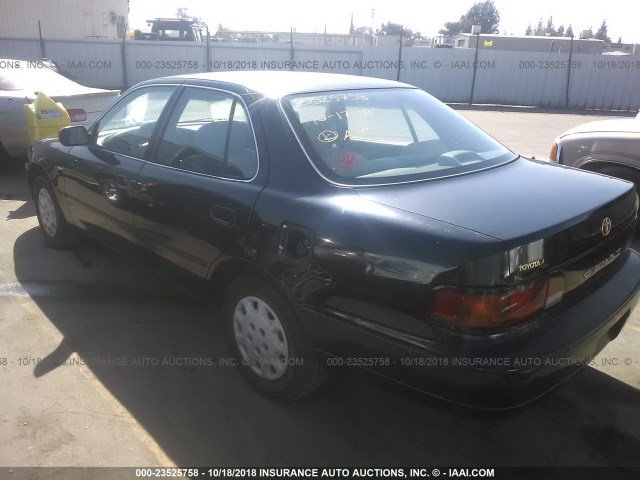 4T1BG12K5TU779090 - 1996 TOYOTA CAMRY DX/LE/XLE BLACK photo 3