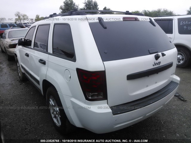 1J4GS48K45C554194 - 2005 JEEP GRAND CHEROKEE LAREDO/COLUMBIA/FREEDOM 白色 照片 3