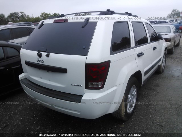 1J4GS48K45C554194 - 2005 JEEP GRAND CHEROKEE LAREDO/COLUMBIA/FREEDOM 白色 照片 4