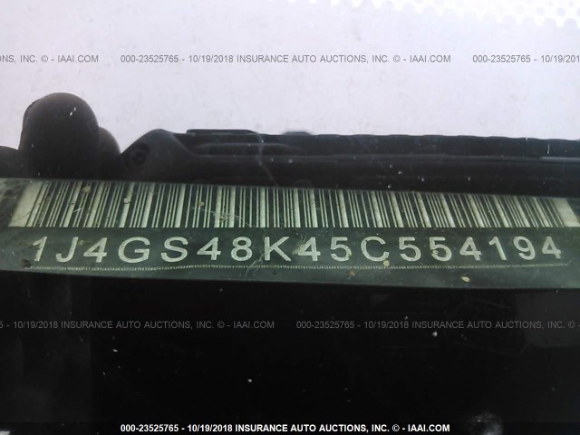 1J4GS48K45C554194 - 2005 JEEP GRAND CHEROKEE LAREDO/COLUMBIA/FREEDOM 白色 照片 9