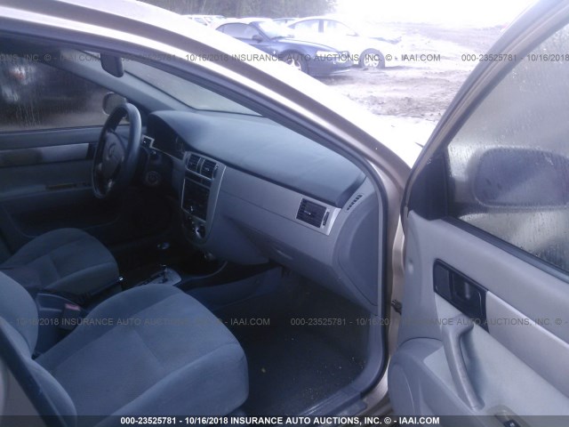 KL5JD56Z27K487055 - 2007 SUZUKI FORENZA CONVENIENCE/POPULAR TAN photo 5