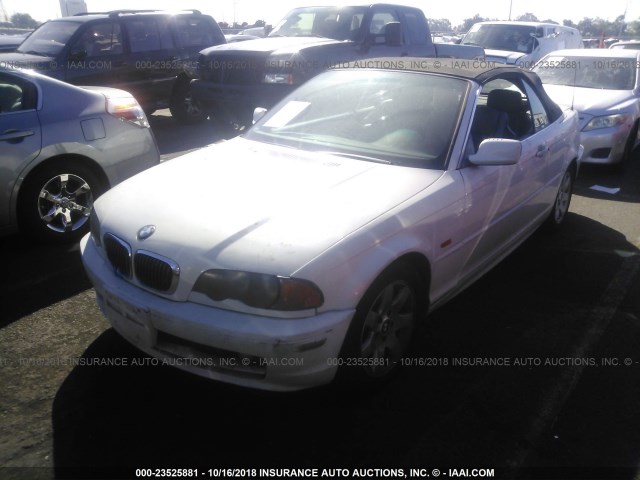 WBABS334X1JY54294 - 2001 BMW 325 CI WHITE photo 2