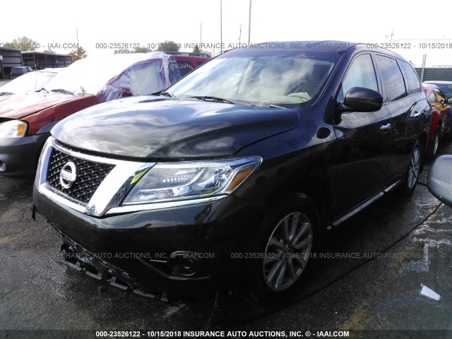 5N1AR2MM6FC609082 - 2015 NISSAN PATHFINDER S/SV/SL/PLATINUM Dark Brown photo 2