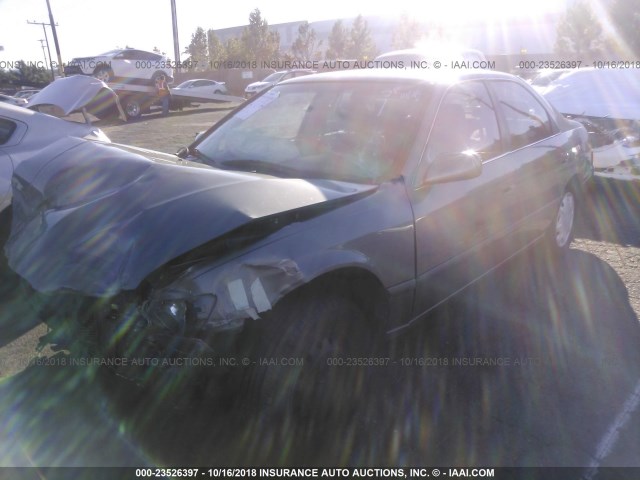 4T1BG22K51U026341 - 2001 TOYOTA CAMRY CE/LE/XLE 棕色 照片 2