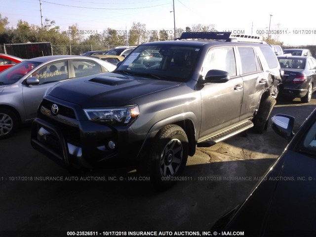 JTEBU5JR8H5418730 - 2017 TOYOTA 4RUNNER SR5 PREM/LTDL/TRAIL/TRD Szary zdjęcie 2