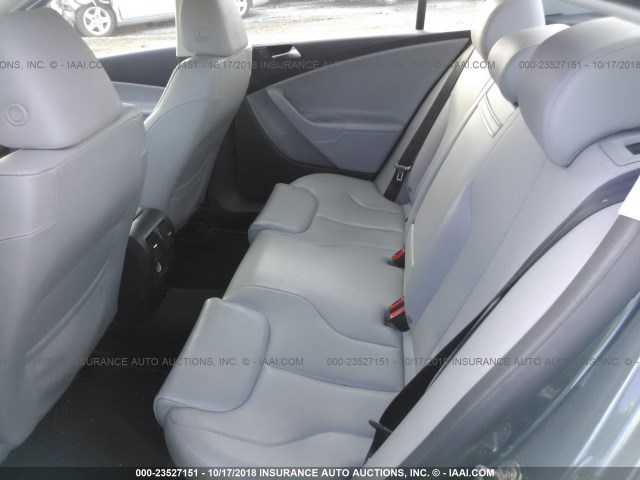 WVWJK7AN2AE062425 - 2010 VOLKSWAGEN PASSAT KOMFORT GRAY photo 8