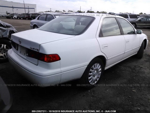 JT2BG22K4Y0491112 - 2000 TOYOTA CAMRY CE/LE/XLE 白色 照片 4