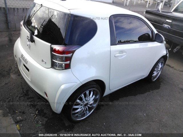 JTNJJXB02CJ009123 - 2012 TOYOTA SCION IQ WHITE photo 4