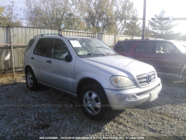 4JGAB57E15A544873 - 2005 MERCEDES-BENZ ML 350 ვერცხლისფერი ფოტო 1