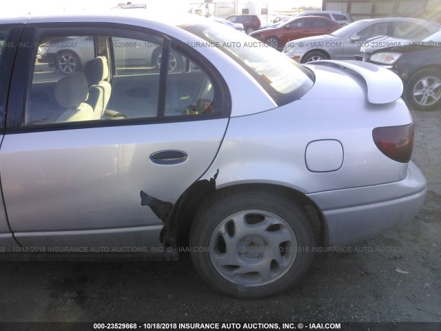 1G8ZF54822Z263070 - 2002 SATURN SL SILVER photo 6