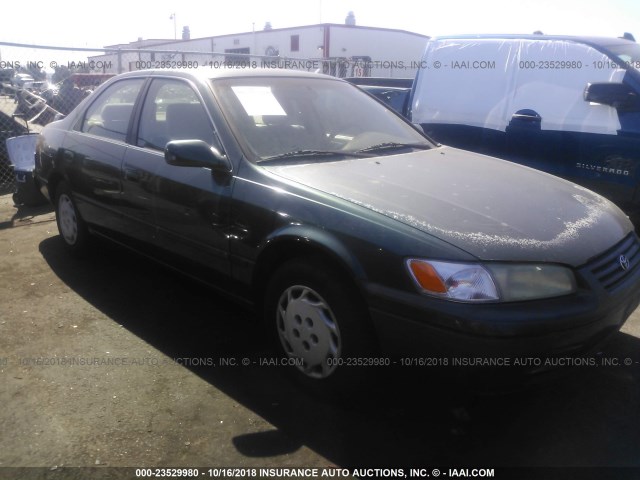 JT2BG22K7W0206304 - 1998 TOYOTA CAMRY CE/LE/XLE 绿色 照片 1