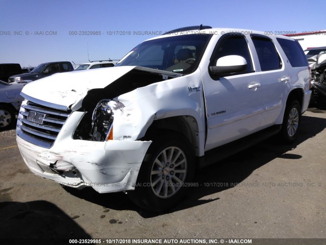 1GKFK13518R242826 - 2008 GMC YUKON HYBRID WHITE photo 2