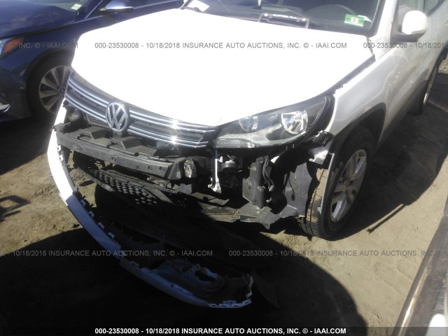 WVGAV7AX7CW592939 - 2012 VOLKSWAGEN TIGUAN S/SE/SEL 白色 照片 6