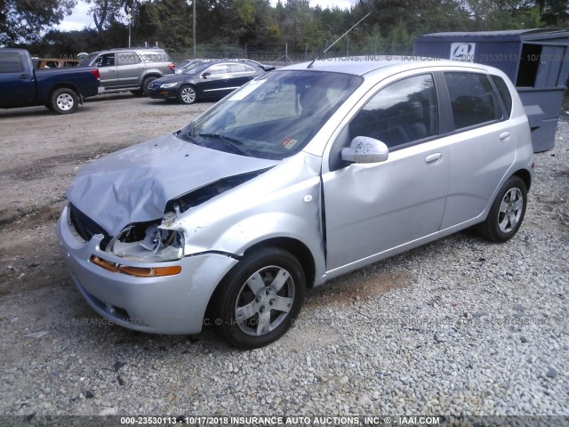 KL1TD66637B697993 - 2007 CHEVROLET AVEO LS SILVER photo 2