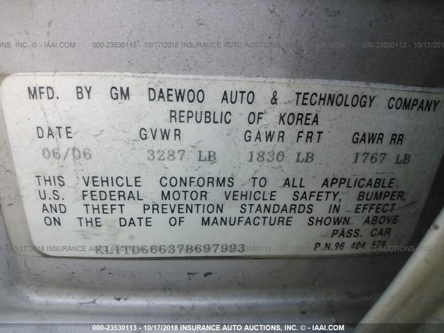 KL1TD66637B697993 - 2007 CHEVROLET AVEO LS SILVER photo 9