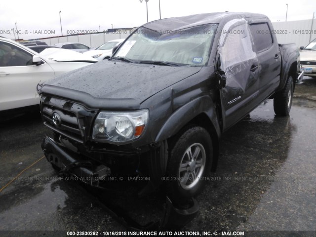 3TMLU4EN5AM052526 - 2010 TOYOTA TACOMA DOUBLE CAB 灰色 照片 2