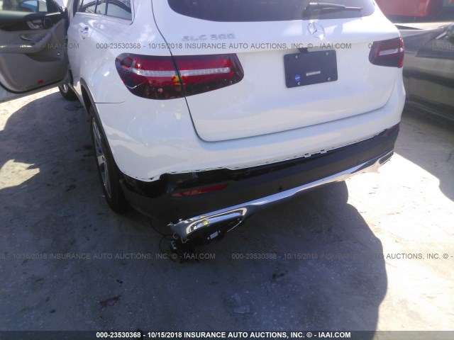 WDC0G4JB1JV023594 - 2018 MERCEDES-BENZ GLC 300 WHITE photo 6