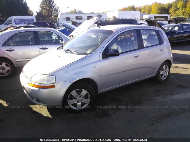 KL1TD66628B247124 - 2008 CHEVROLET AVEO LS SILVER photo 2