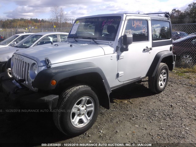 1C4AJWAGXCL126286 - 2012 JEEP WRANGLER SPORT 银色 照片 2