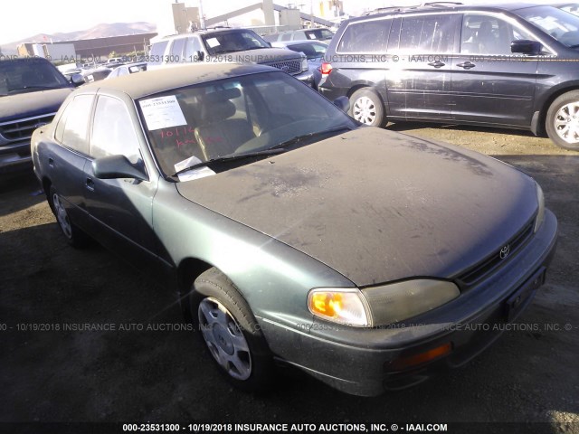 JT2BF12K9T0165652 - 1996 TOYOTA CAMRY LE/XLE/SE GREEN photo 1