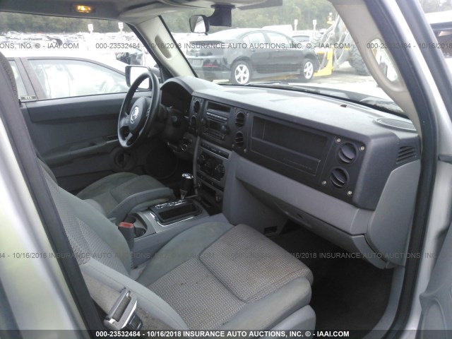 1J8HH48N16C276867 - 2006 JEEP COMMANDER ვერცხლისფერი ფოტო 5
