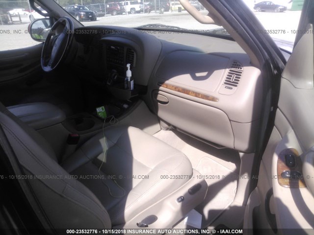 5LMEU27R11LJ17170 - 2001 LINCOLN NAVIGATOR Czarny zdjęcie 5