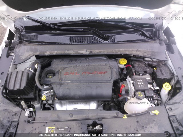 3C4NJDBB4JT161125 - 2018 JEEP COMPASS LATITUDE 白色 照片 10