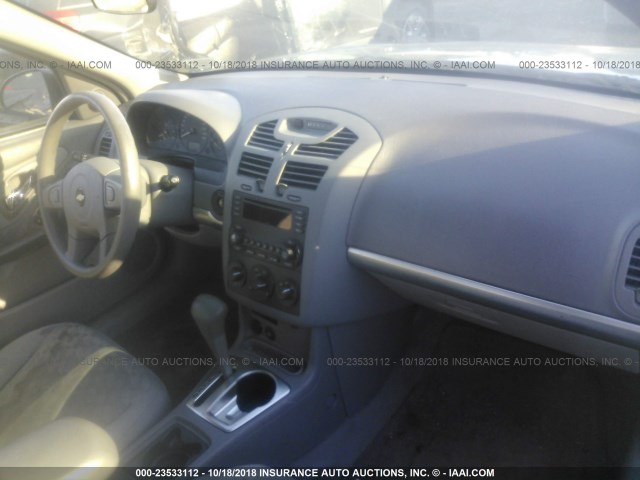 1G1ZT54894F235472 - 2004 CHEVROLET MALIBU LS ვერცხლისფერი ფოტო 5