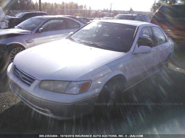 JT2BG22K110563969 - 2001 TOYOTA CAMRY CE/LE/XLE 白色 照片 2