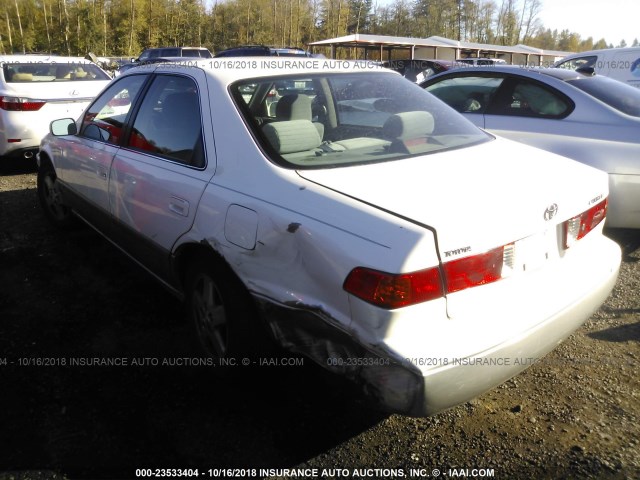 JT2BG22K110563969 - 2001 TOYOTA CAMRY CE/LE/XLE 白色 照片 3