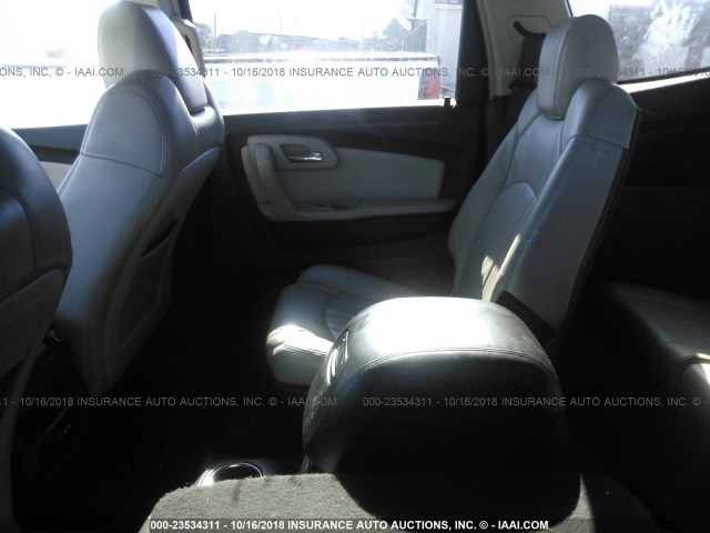 1GNEV33D99S102820 - 2009 CHEVROLET TRAVERSE LTZ GRAY photo 7