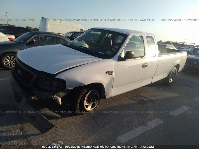 2FTRX17W24CA77342 - 2004 FORD F-150 HERITAGE CLASSIC WHITE photo 2