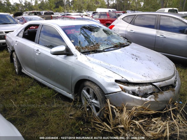 4T1BF1FK0DU222313 - 2013 TOYOTA CAMRY L/SE/LE/XLE 银色 照片 1