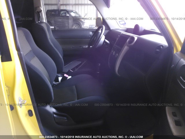 JTLKT334054013903 - 2005 TOYOTA SCION XB Amarillo foto 5