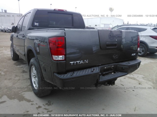 1N6BA07C28N302245 - 2008 NISSAN TITAN XE/SE/LE/PRO-4X GRAY photo 3