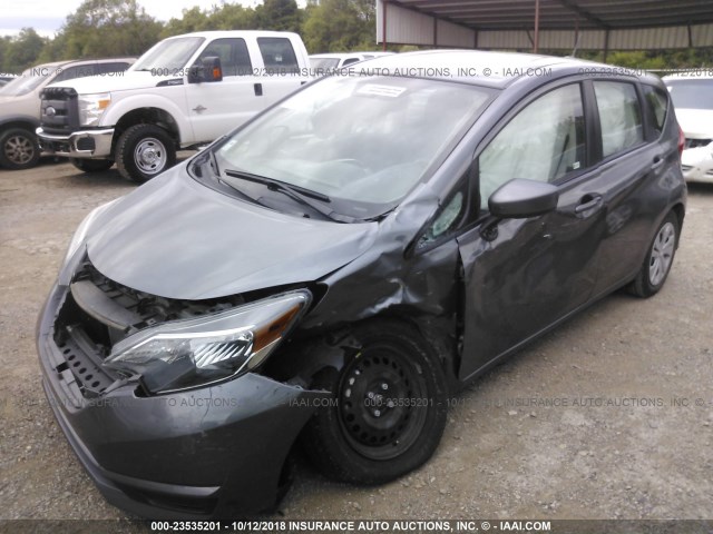 3N1CE2CP9JL352343 - 2018 NISSAN VERSA NOTE S/S PLUS/SV/SL/SR GRAY photo 2