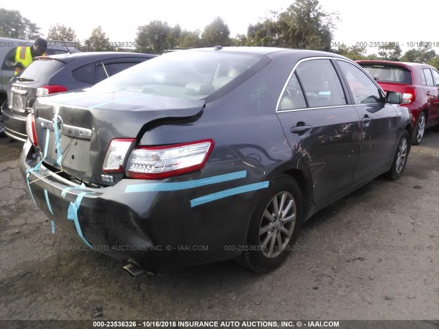 4T1BB3EK2BU142968 - 2011 TOYOTA CAMRY HYBRID GRAY photo 4