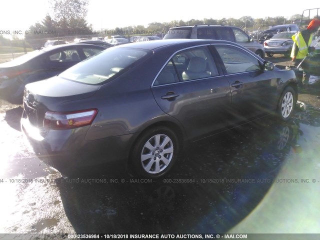 4T1BK46K97U521526 - 2007 TOYOTA CAMRY NEW GENERAT LE/XLE/SE GRAY photo 4